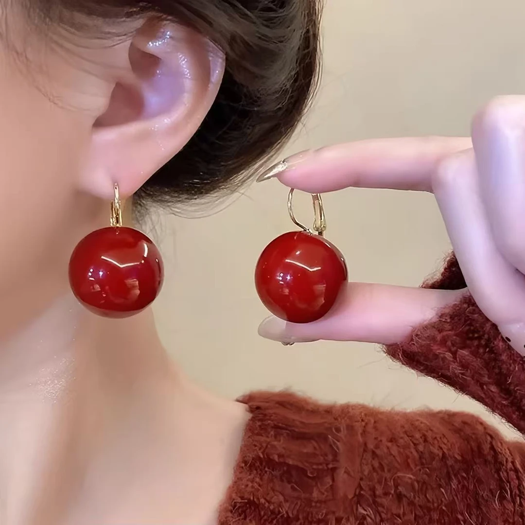 KISS MAX 安格拉红复古几何耳扣耳环（38304）