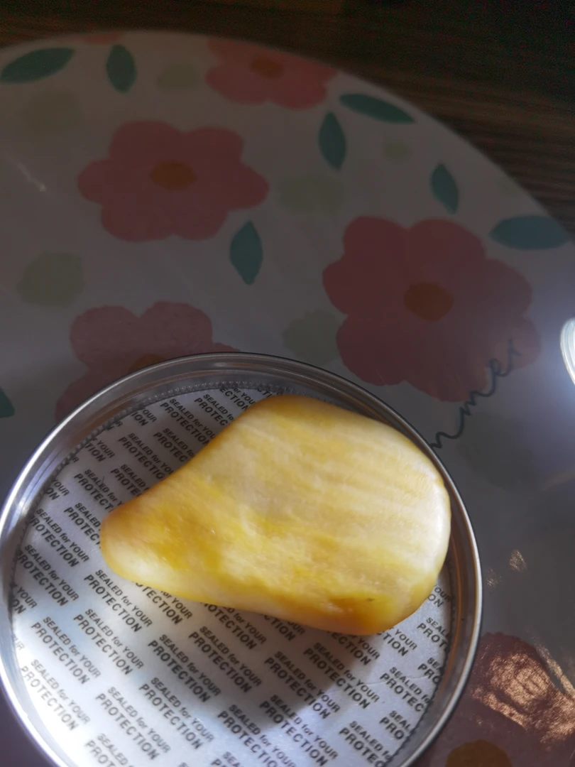 五彩缤纷金丝玉原石