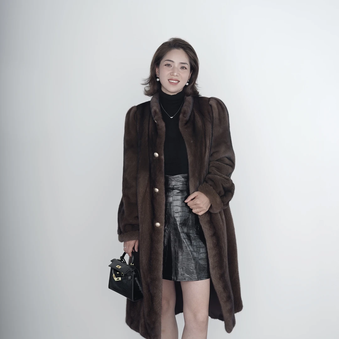 DILADUO/蒂拉朵T-59-1秋冬新款进口水貂皮草女外套气质时尚长款