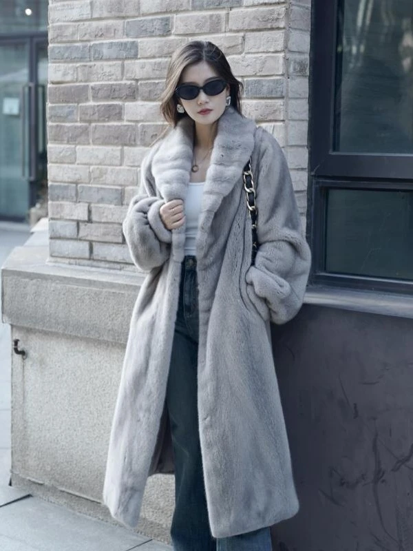 DILADUO/蒂拉朵2023x-211新款进口水貂皮草女外套时尚轻奢冬季JY