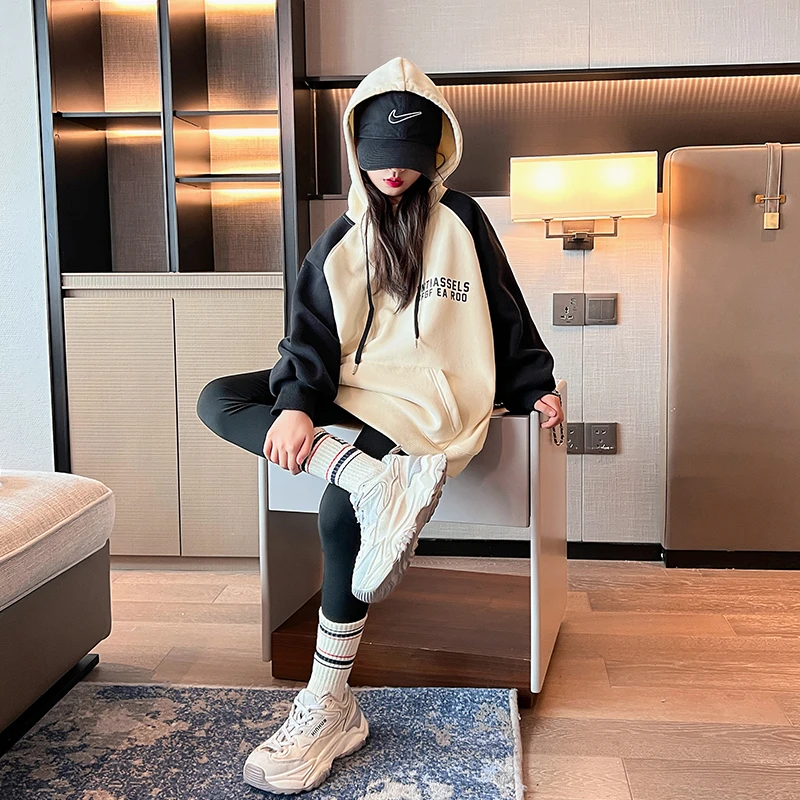 A9228女童加绒卫衣新款洋气儿童中大童秋冬加厚拼色连帽上衣