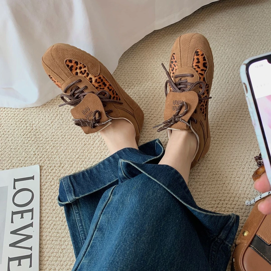 【葡萄家】复古圆头豹纹翻盖设计真皮系带休闲德训鞋阿甘鞋女款鞋子