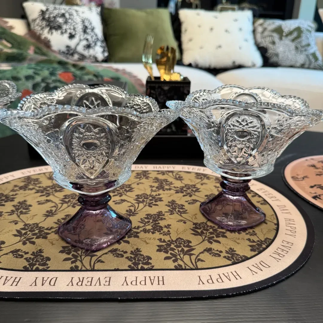 ins风轻奢高脚杯家用浮雕雪糕杯玻璃酸奶杯高档甜品杯奶昔杯