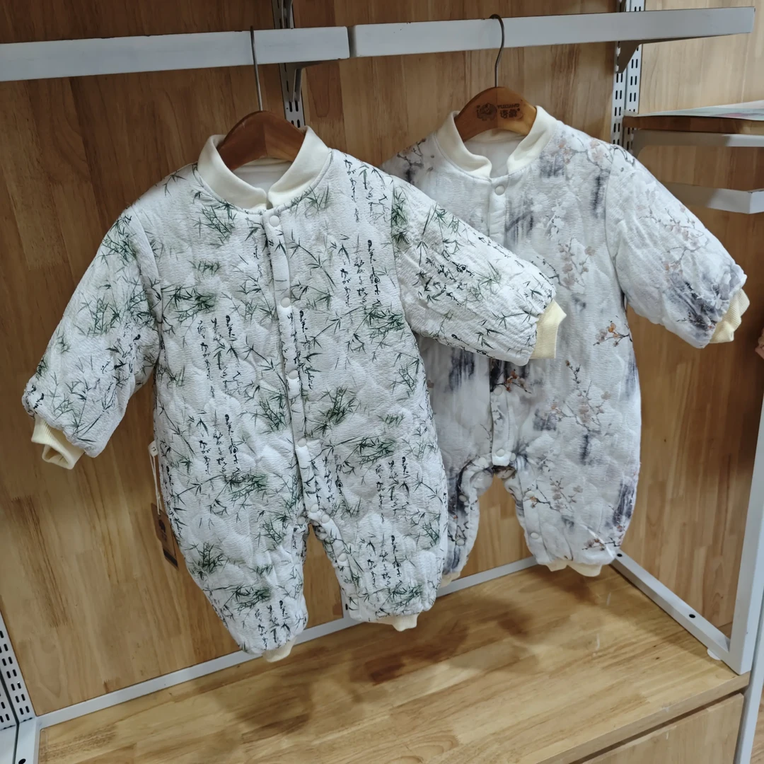 公司样衣300克厚棉婴儿外出服连体衣，衣长62适合70到74公分宝宝