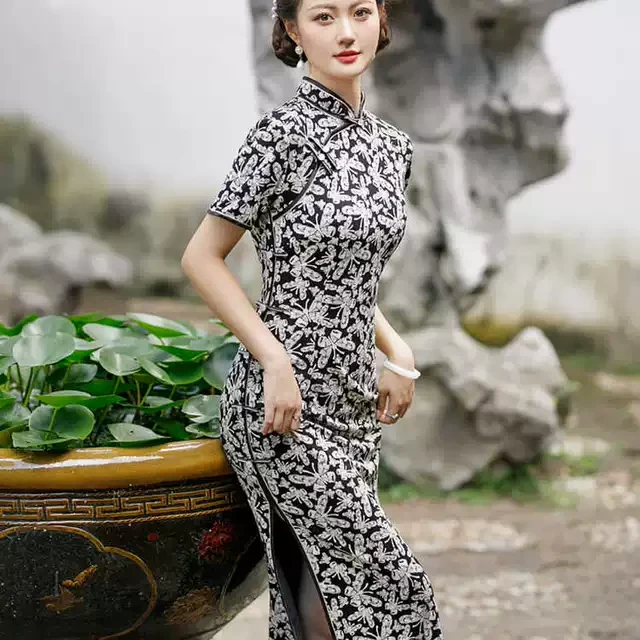 长旗袍长款弹力春秋短袖2025年新款秋款中年妈妈日常可穿复古民国