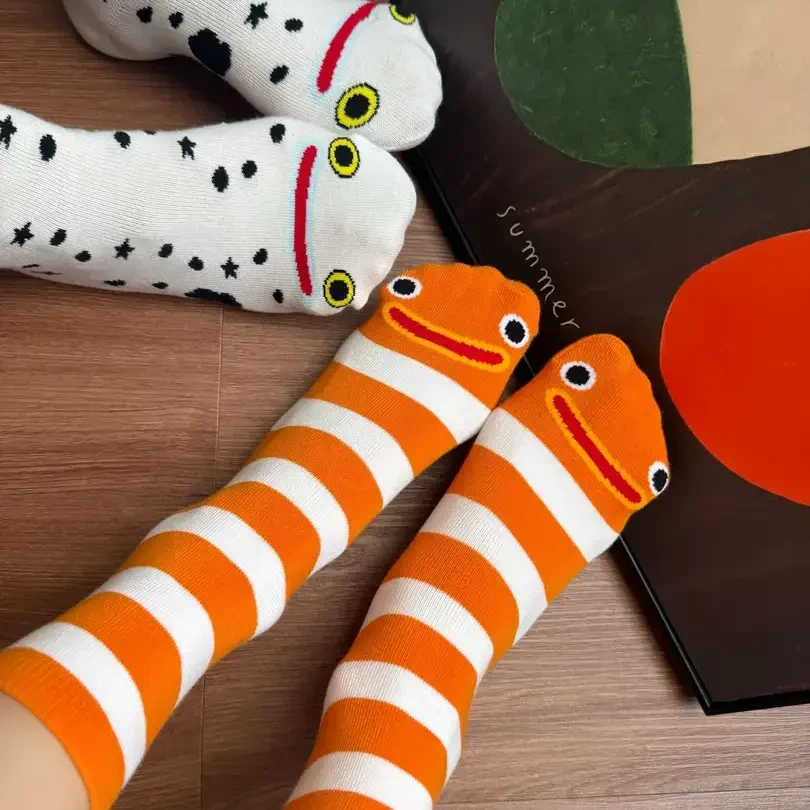 花园鳗鱼搞怪袜子可爱直筒袜棉条纹柔软中筒袜百搭设计师款棉袜子