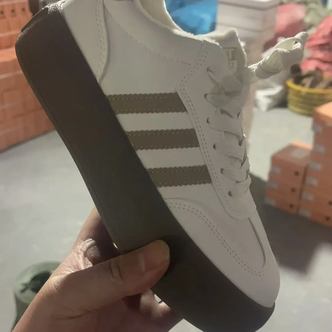 厚底增高小白鞋女秋冬季加绒保暖德训板鞋百搭潮流休闲鞋