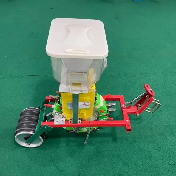 自动犁挂架搭配指夹带肥播种器加大肥箱实用农具