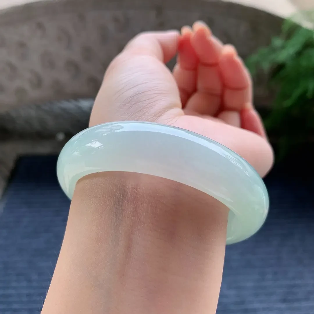 天然A货翡翠玉手镯圈口54宽版正圈冰糯晴水 X503201101