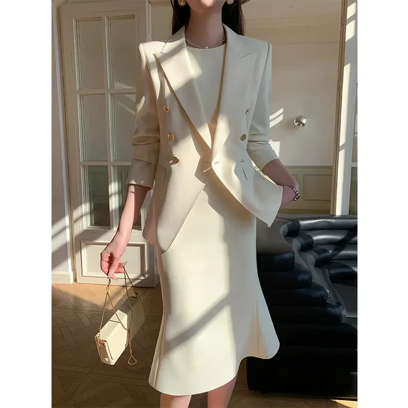 透明黄西装连衣裙套装气质名媛高级感春秋新款时尚温柔面试套裙女