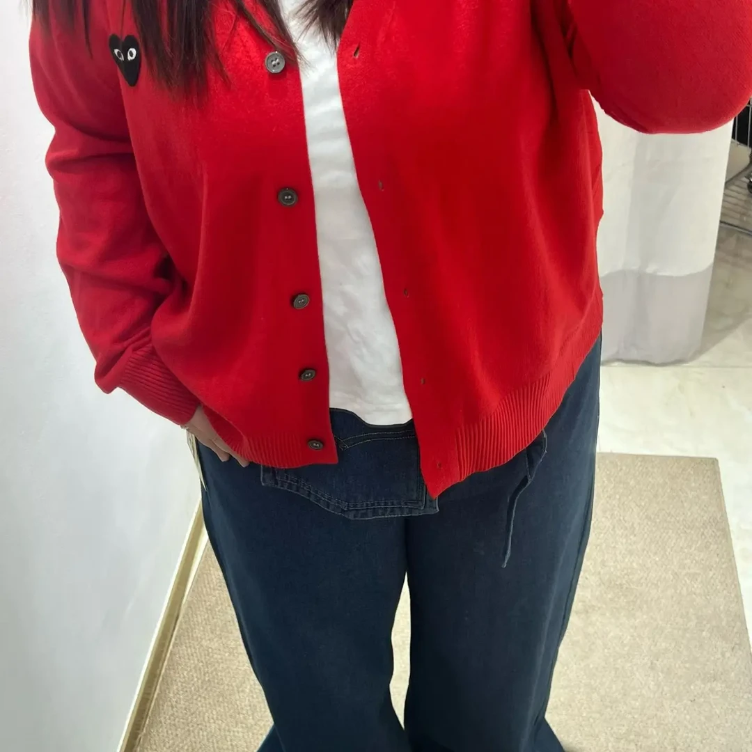 小众大码韩版爱心刺绣软糯舒适针织开衫