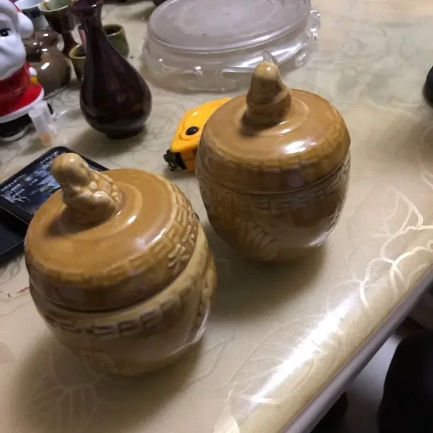 带盖炖盅一对完好