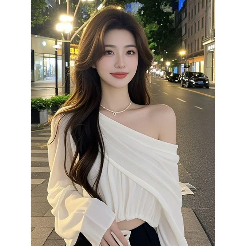 纯色女士内搭慵懒风别致白色斜肩长袖修身显瘦打底衫设计感上衣