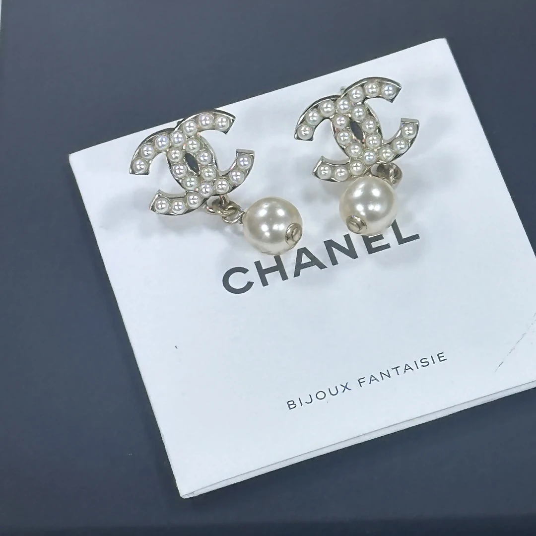 99新 Chanel/香奈儿 香槟金珍珠双C 耳环 07V/AE0164