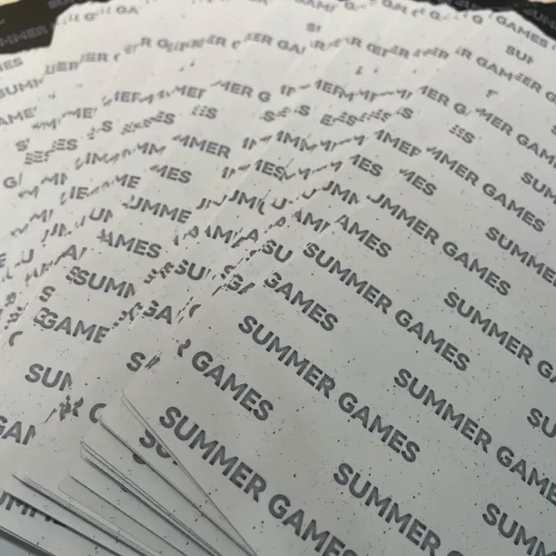 TF家族四代运动会撕拉片抽抽乐