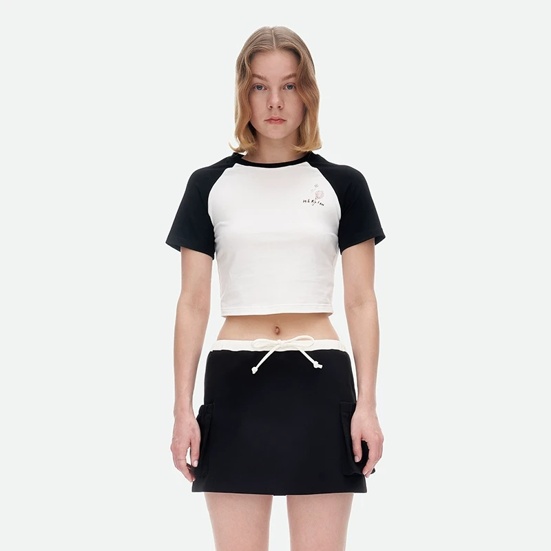 【特价商品】HERLIAN 夏季新款网球LOGO黑白插肩短款短袖T恤女