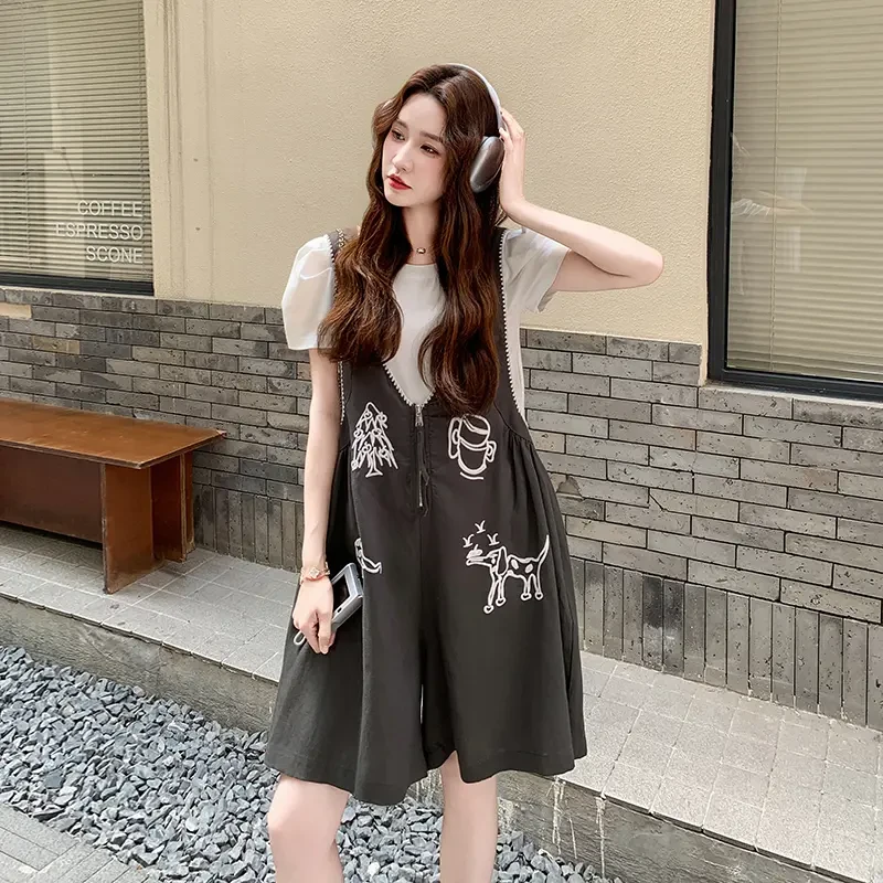 甜酷减龄ootd套装女夏2025新款泡泡袖T恤刺绣背带短裤洋气两件套