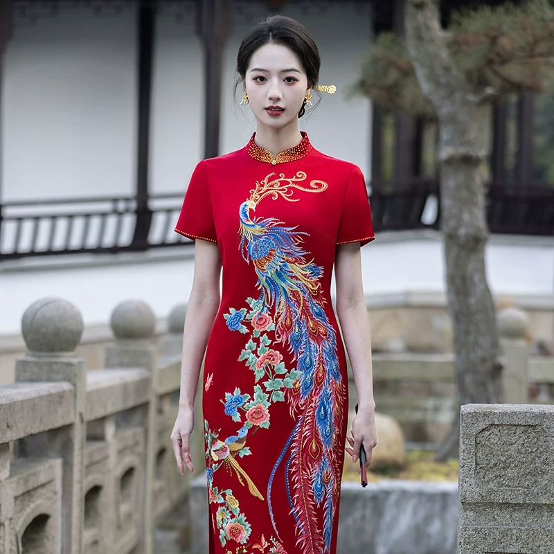 醋酸刺绣花色旗袍2025新款夏季新中式古风喜婆婆高端红色婚宴礼服