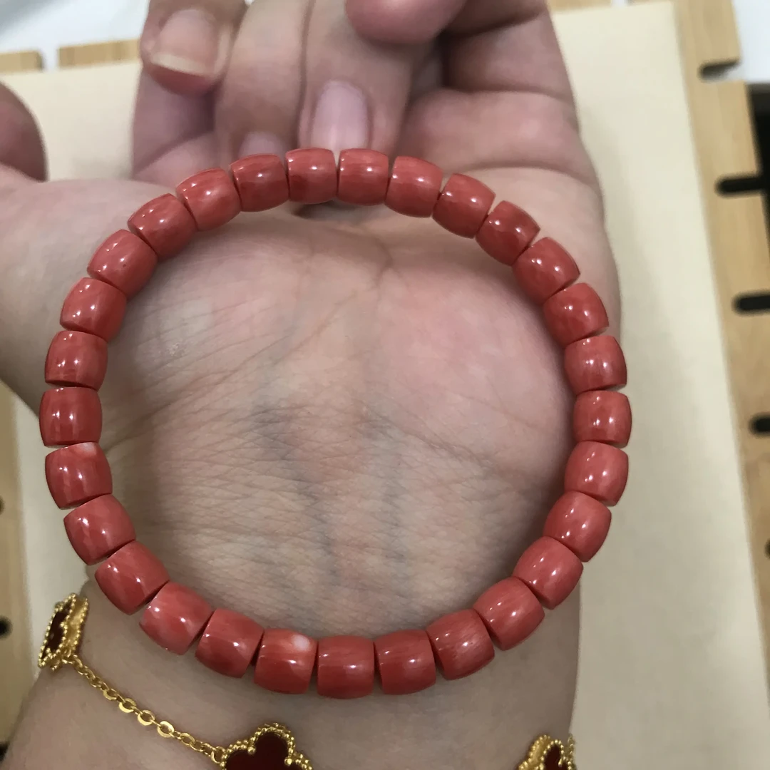 红珊瑚莫莫直切手串