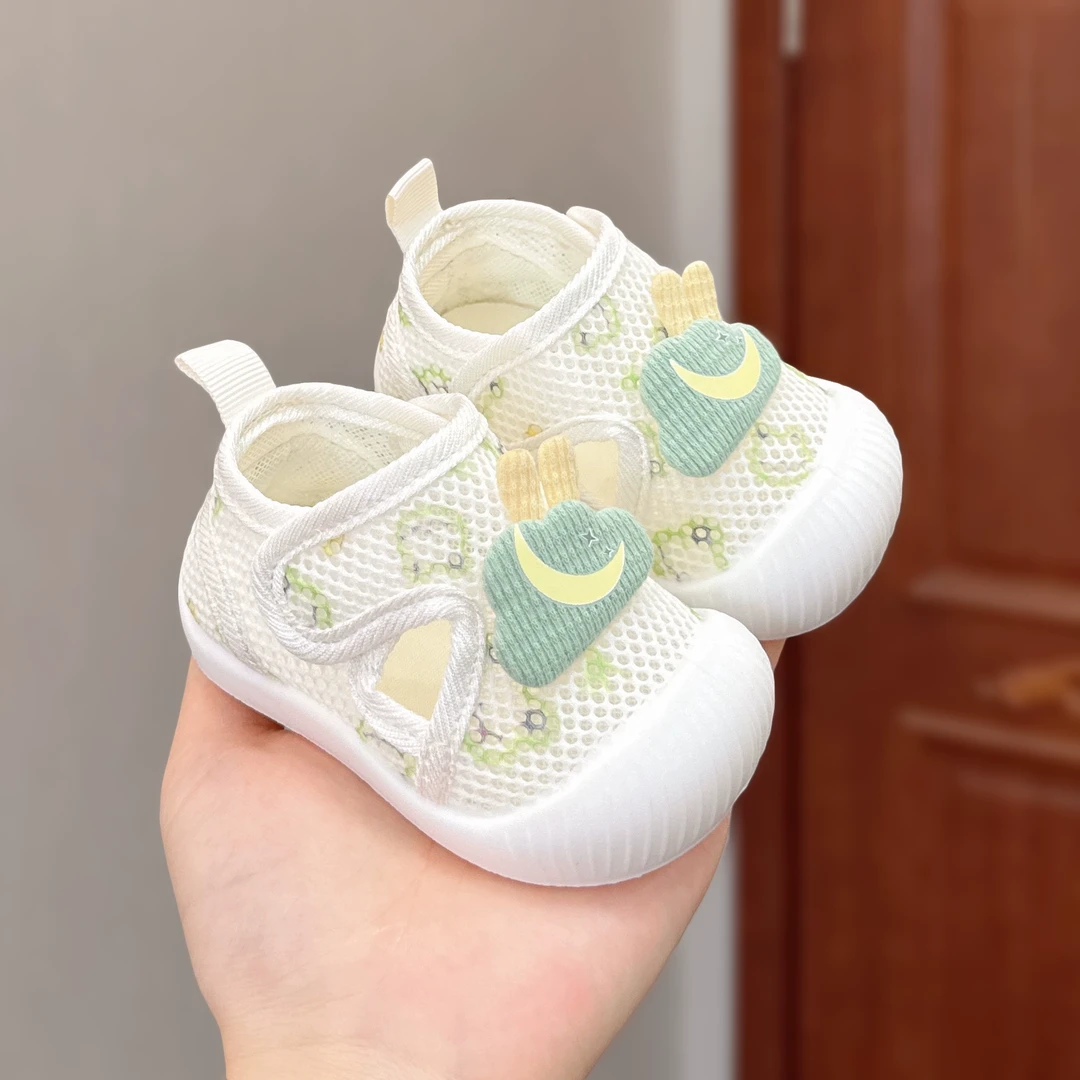 女宝宝软底学步鞋春夏款男宝宝透气卡通网鞋1-3岁0婴儿防滑包头鞋