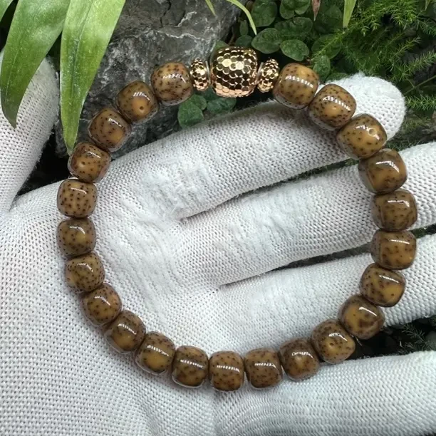 【星月菩提】石玉料帝王绿星月卡9+mm