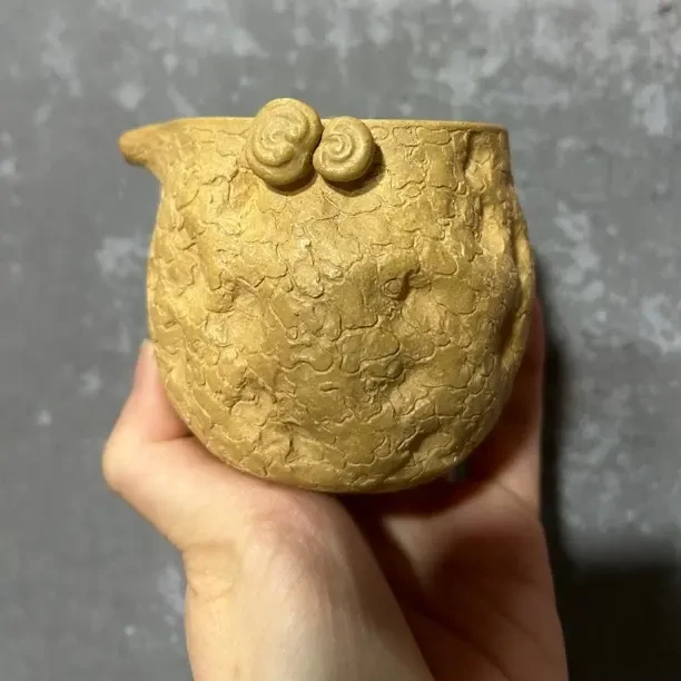 宜兴紫砂手工荷叶公道杯