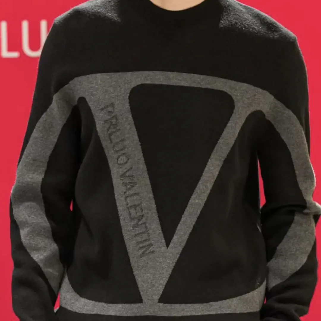 VALENTI|瓦伦丁长袖印花另士休闲毛衣