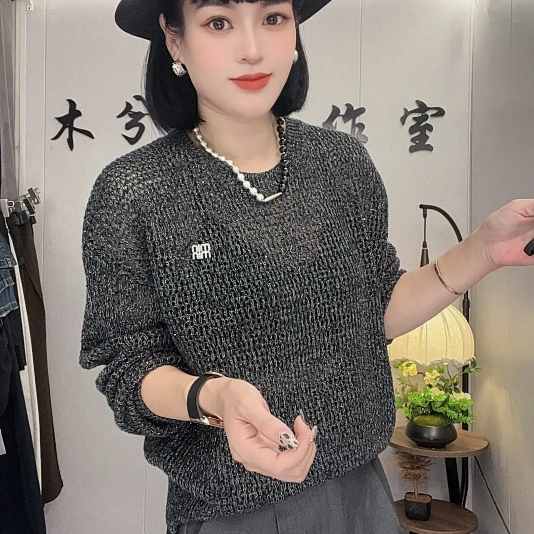 《木兮木》2025新款秋季休闲风女宽松型圆领银丝针织毛针织衫薄款