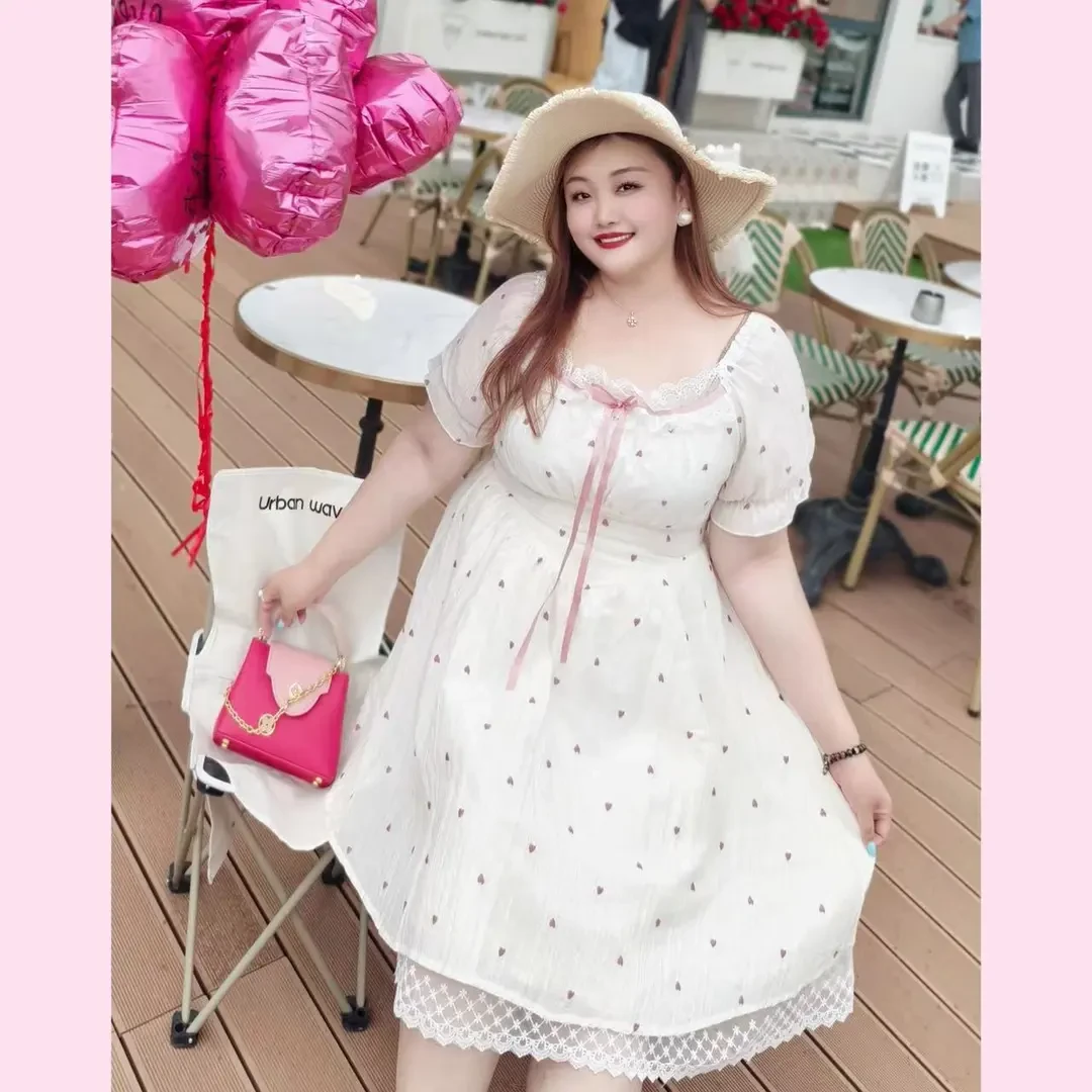 【粉泡泡夏天】钻石家大码轻奢少女爱心刺绣蕾丝边连衣裙 DOP2473