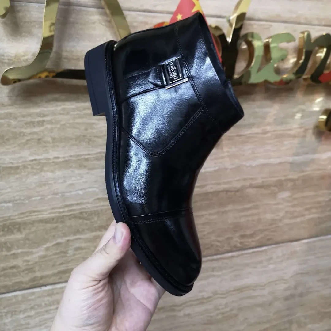 34码起秋冬新款商务英伦真皮切尔西高帮皮靴手抓纹时尚男短靴