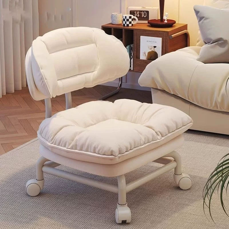 万向轮小凳子滑轮矮凳网红懒人靠背椅子家用带娃神器带轮圆凳板凳