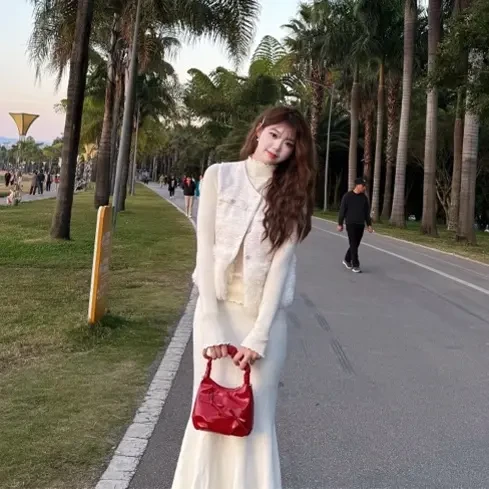 韩系羊羔毛马甲女高级感百搭毛绒背心可