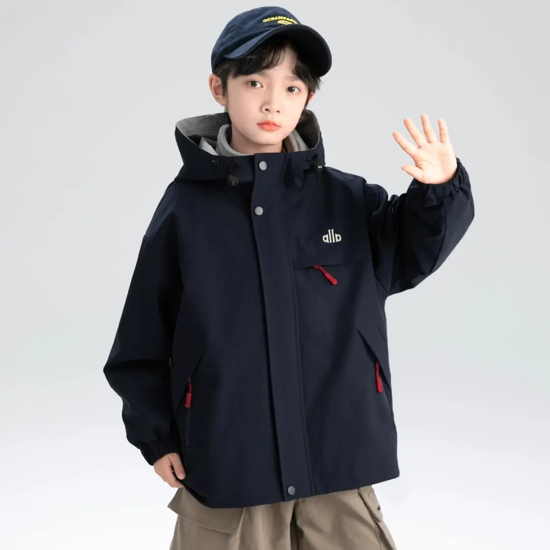 男童秋冬款外套2026新款秋季冲锋衣款夹棉中大儿童男孩秋装运动潮