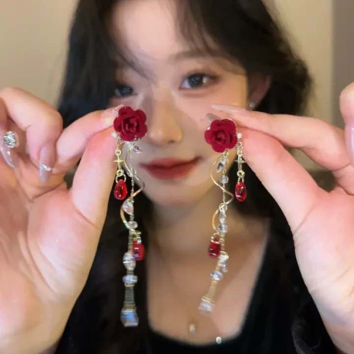 合金耳饰 秋冬气质山茶花流苏耳钉法式长款红色耳环高级感耳饰