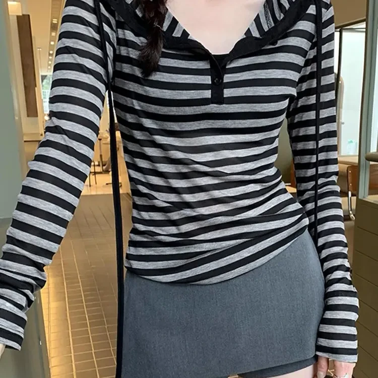 女修身辣妹风长袖通勤连帽常规针织条纹灰色针织T恤