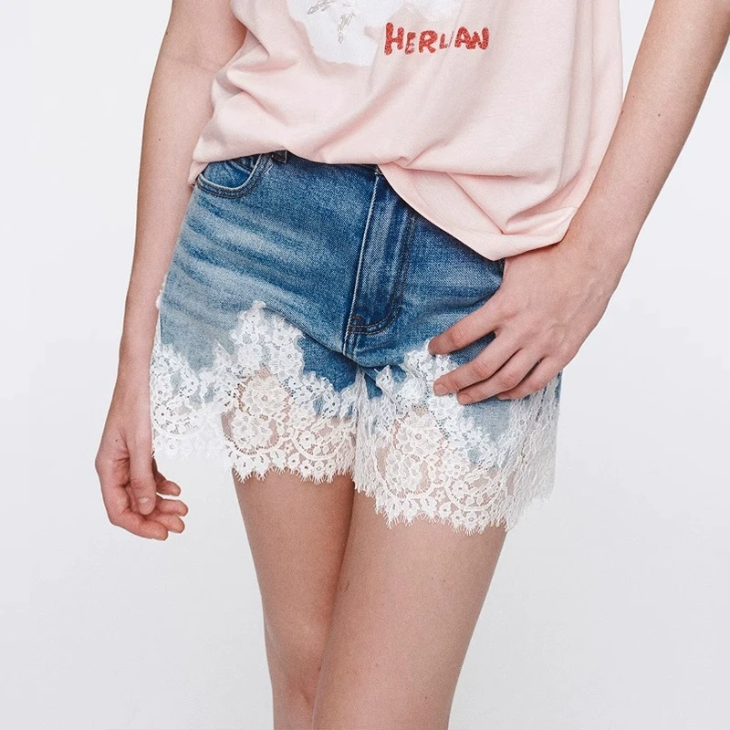 河岸家设计师Herlian水洗蕾丝花边拼接设计牛仔短裤女25夏新款