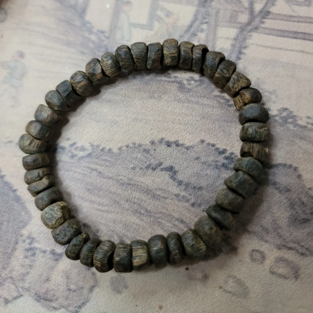 沉香海南奇楠壳子手串