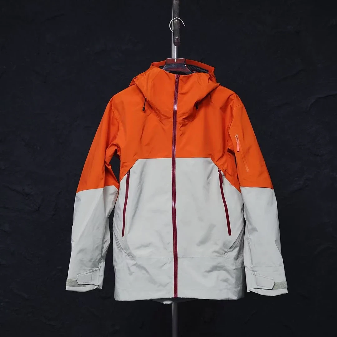 雪服-系列台州登山滑雪轻量硬壳男款连帽雪裙单层冲锋衣