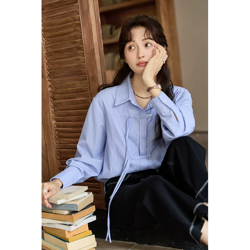 【直播专属】谜秀蓝色条长袖宽松休闲设计感衬衣秋季MXD48C0351