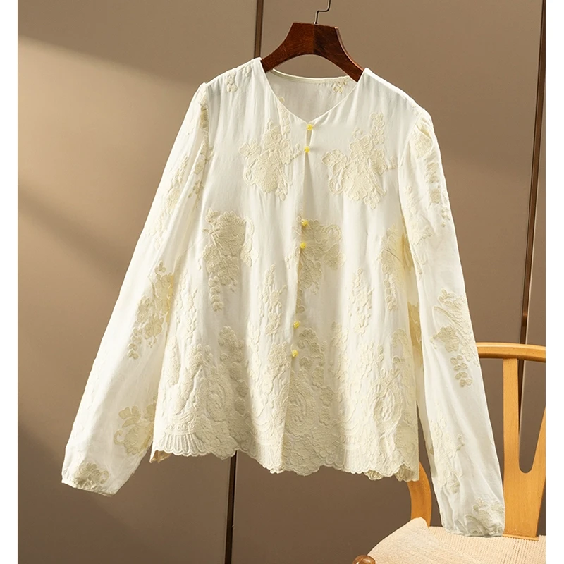 春天家 精致温婉 法G高品花朵刺绣圆领长袖衬衫女3W19