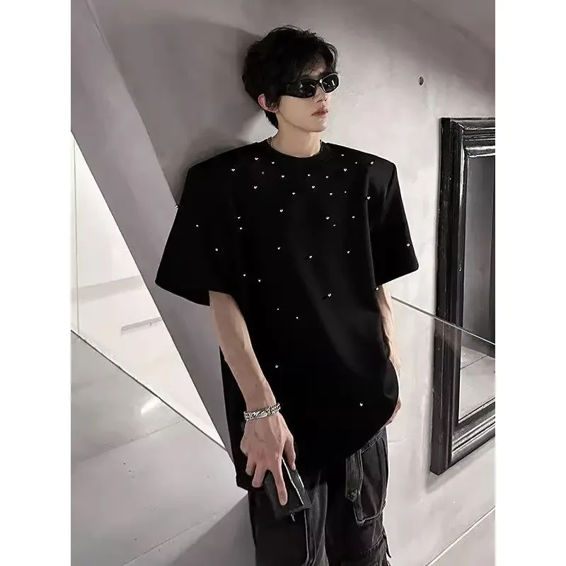 夜店风垫肩短袖T恤男款夏季小众金属钉珠设计痞帅cleanfit五分袖