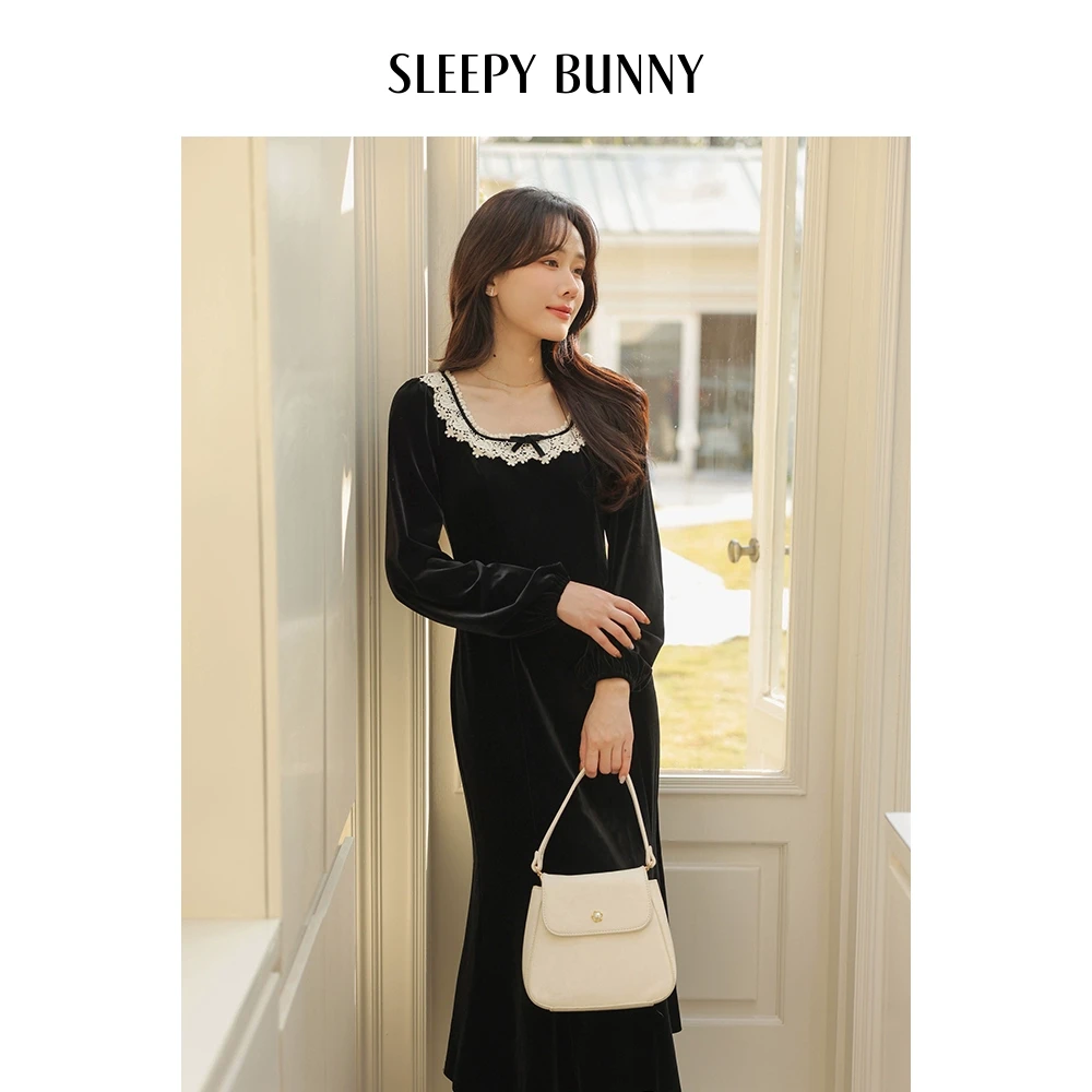 瞌睡兔 法式大方领丝绒连衣裙女春优雅气质黑色收腰显瘦鱼尾长裙