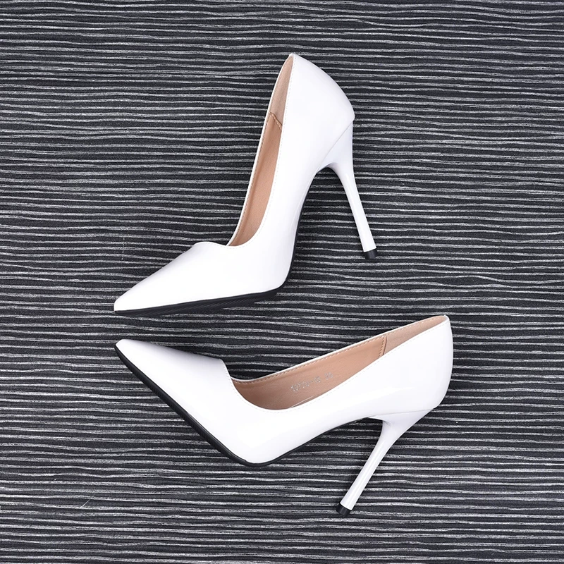 春季白色尖头高跟鞋细跟浅口通勤性感百搭女漆皮黑色工作单鞋女鞋