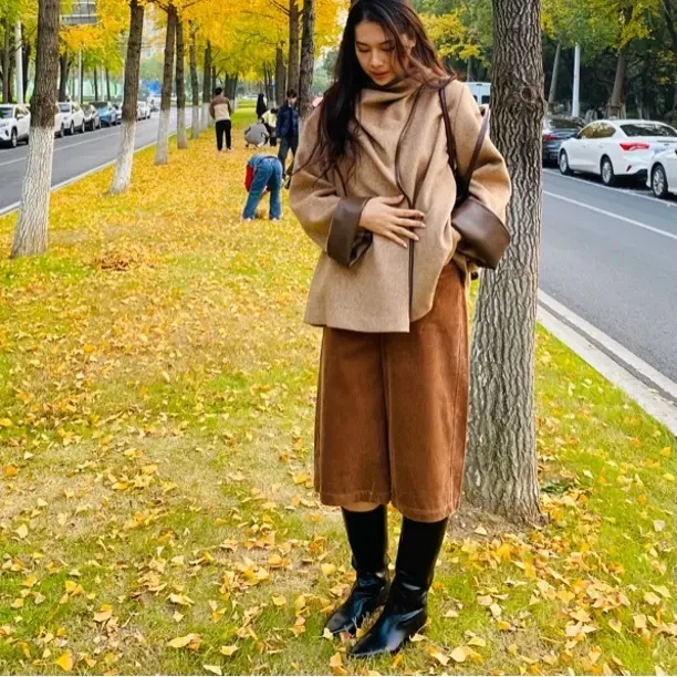 秋冬极简风羊毛披肩不规则外套短款撞色老钱风毛呢大衣