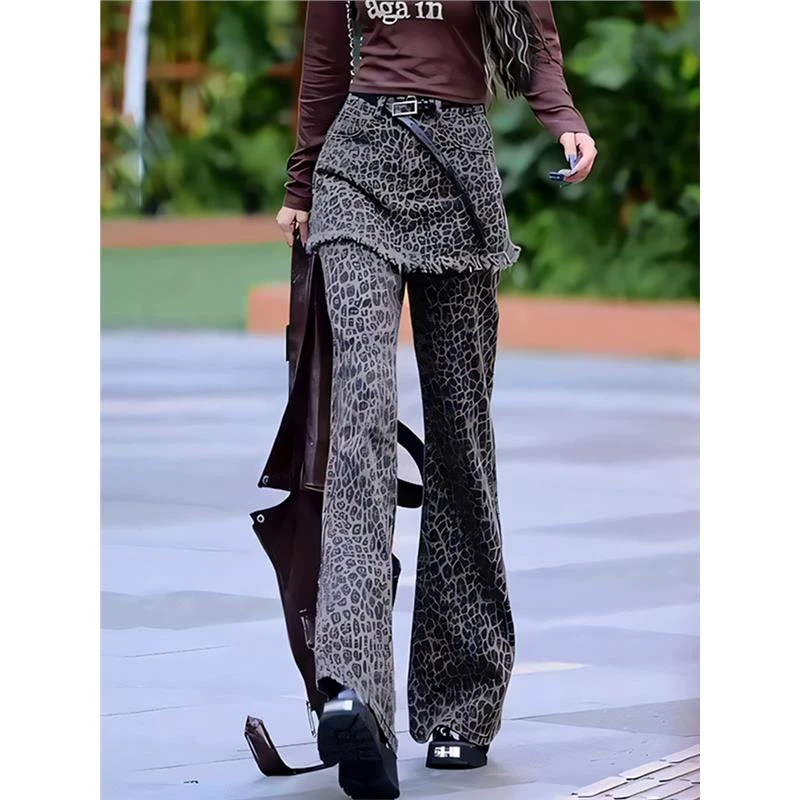 今年流行秋季潮流豹纹小众御姐酷飒微喇叭牛仔长裤复古裤裙设计感