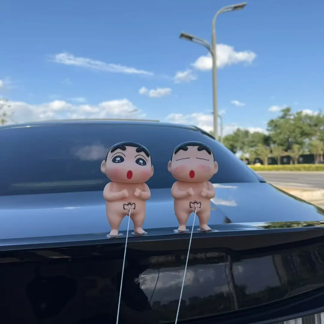 新款尿尿蜡笔小新光屁股小新汽车尾部车载饰品个性装饰