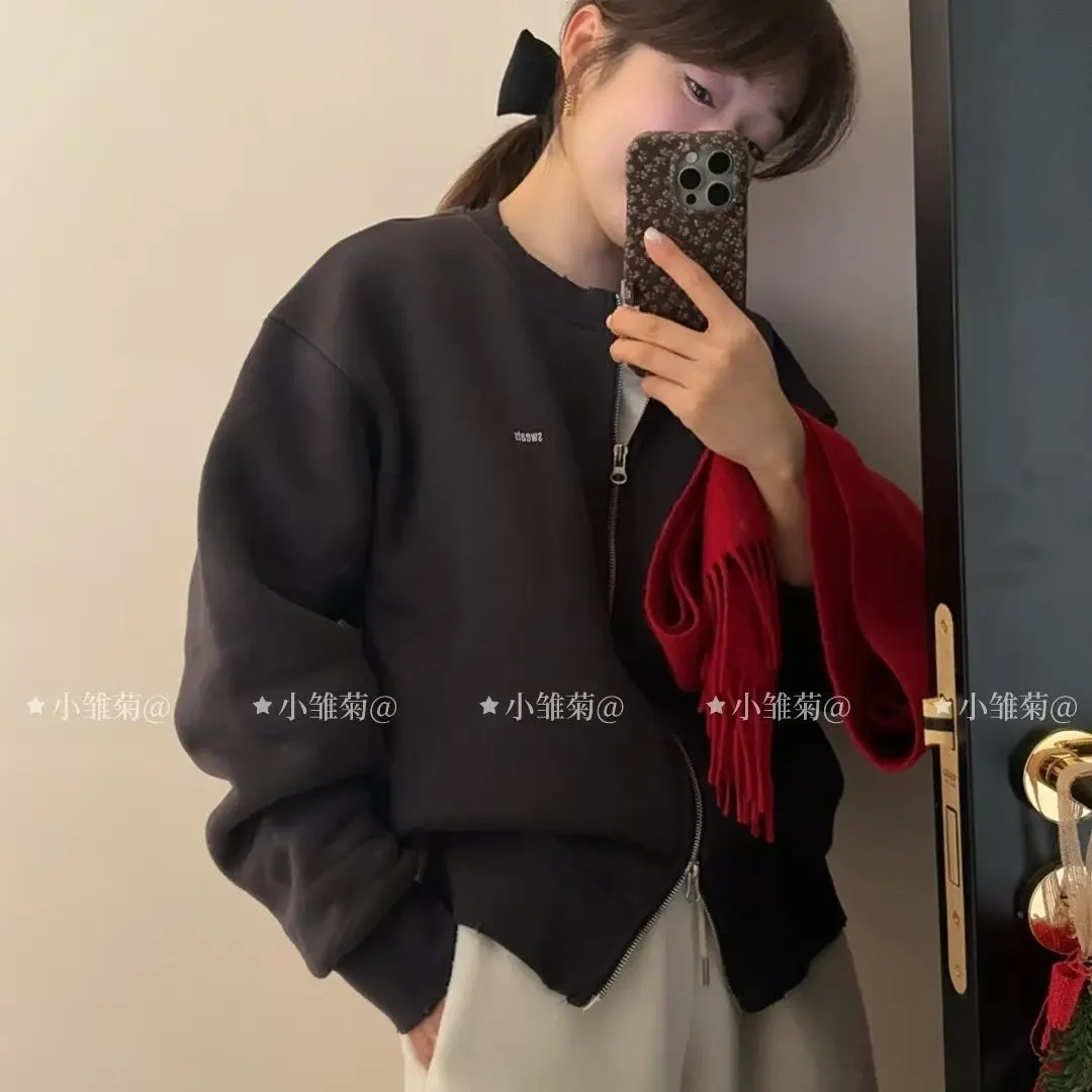 韩国正品 黑色拉链外套 联系客服购买