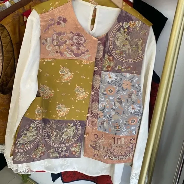 时尚新中式重工刺绣秋冬国风马甲(不退换，理性下单)