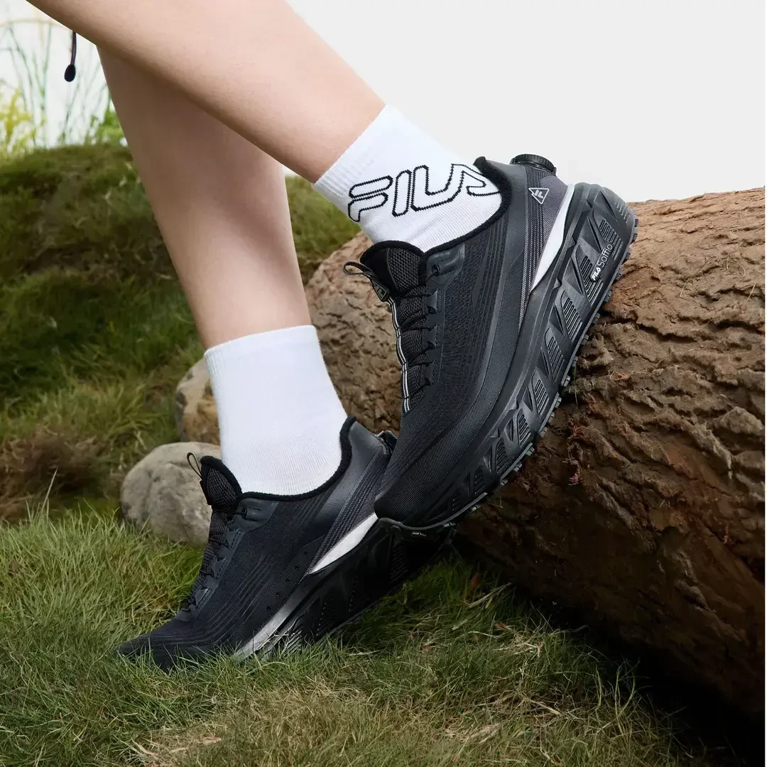 Fila/斐乐冬季新款女【BOA 探险家加绒】户外防滑跑步鞋A12W511226F