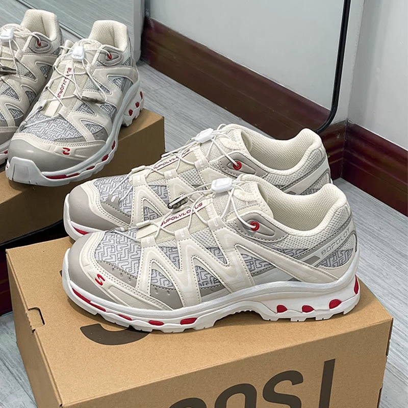 蛇年限定户外登山鞋男女款老爹鞋厚底增高休闲时尚运动鞋潮流情侣